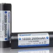18500-akku-2600mah-stehend-liegend