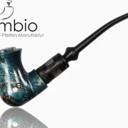 Fantasy E-Pfeife Eleria No14 aus Pappelmaserholz in Symplex-Wood, vasenfoermiger Korpus mit Krempe, Charakterqualität