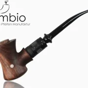 Ergonomisch gestaltete E-Pfeife aus hochwertigem Black Walnut Holz